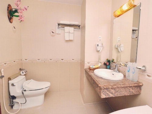 Tan Hoang Long Hotel image 10