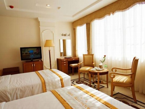 Tan Hoang Long Hotel image 4